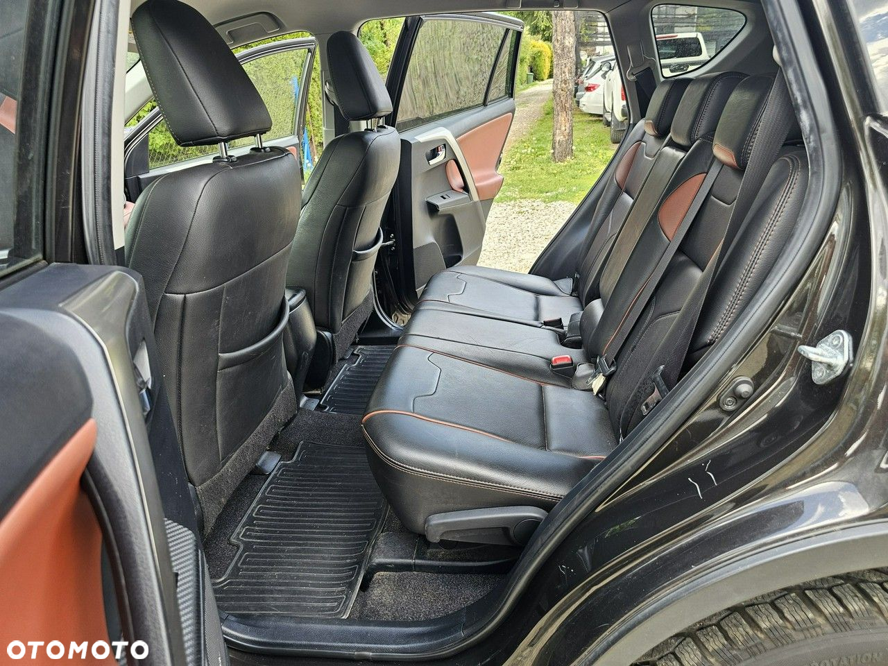 Toyota RAV4 2.0 D-4D Premium - 18