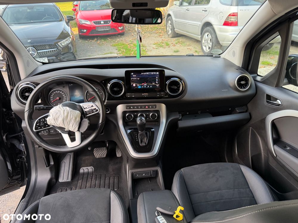 Mercedes-Benz Klasa T 180 d Automatik Progressive - 31