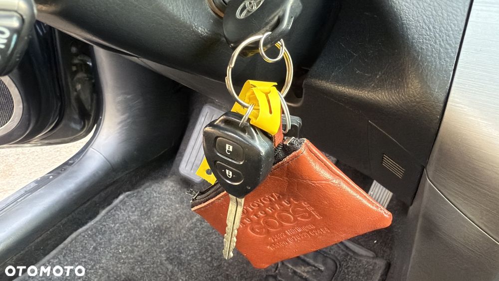 Toyota RAV4 2.2 D-4D 4x4 - 23