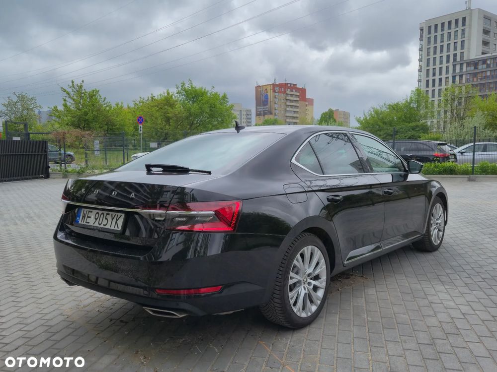 Skoda Superb 2.0 TSI 4x4 L&K DSG - 6
