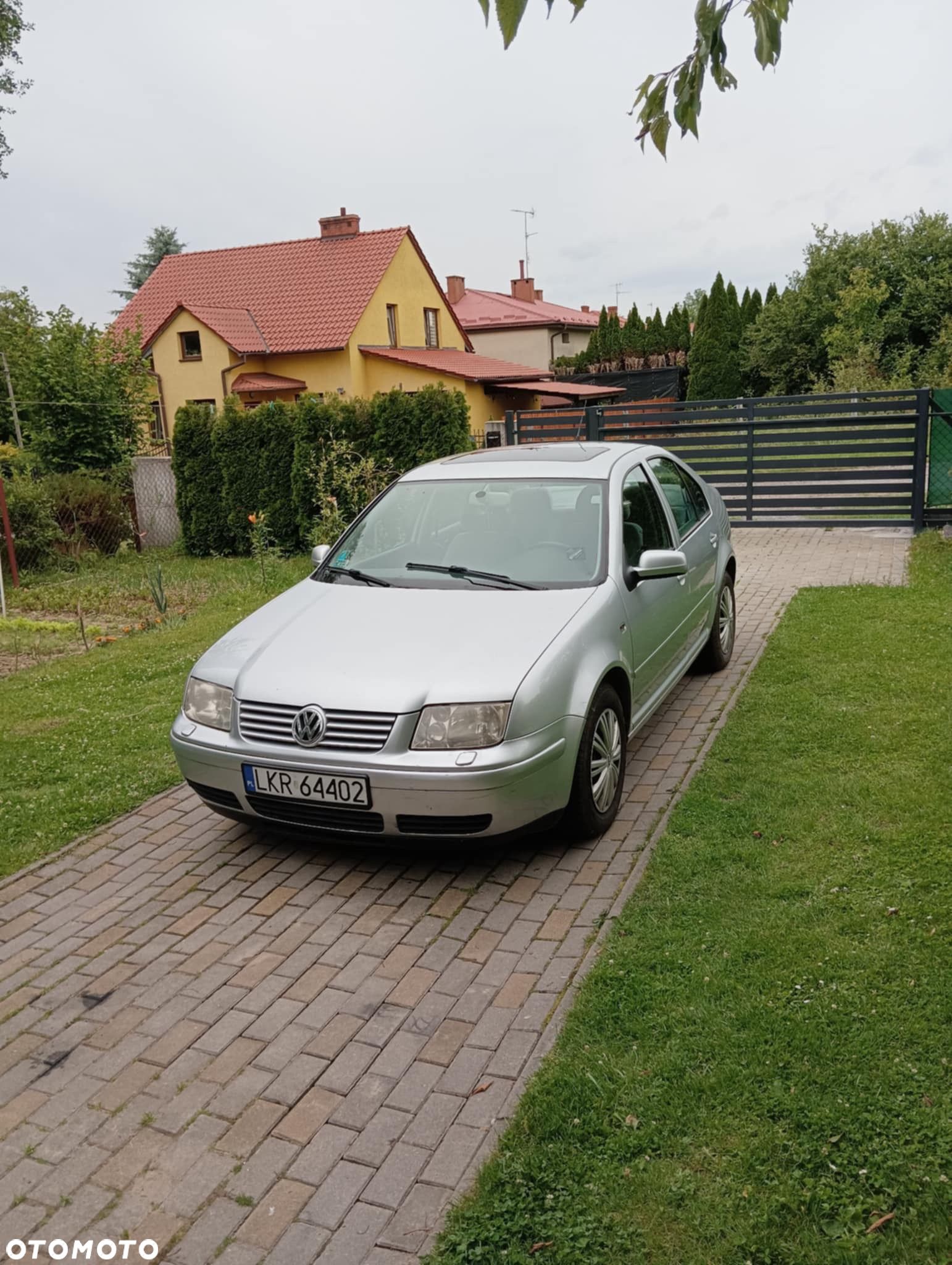 Volkswagen Bora - 1