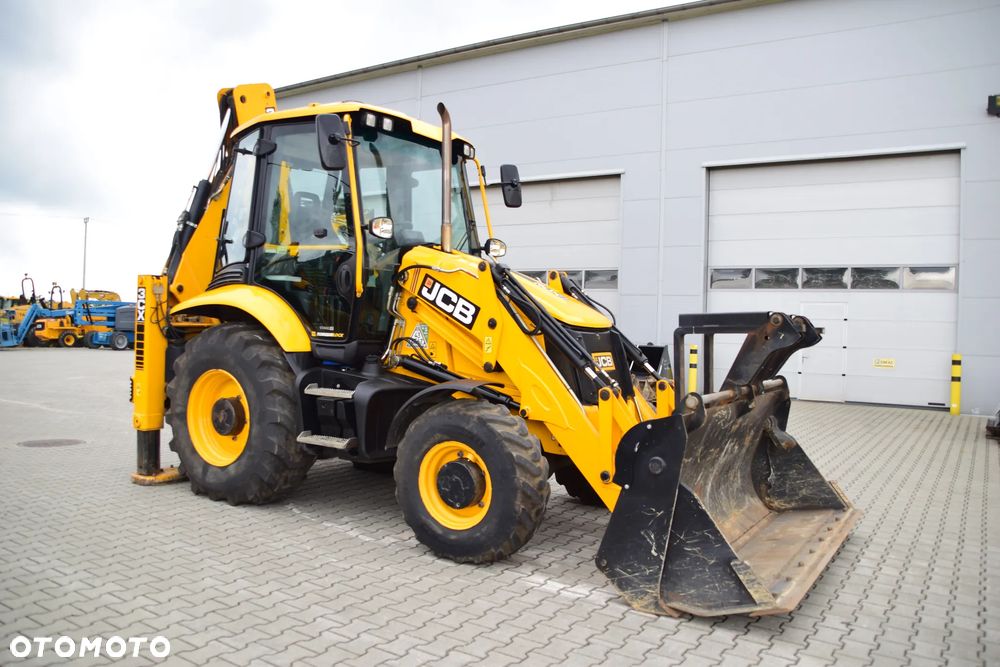 JCB 3CX Sitemaster PLUS - 16