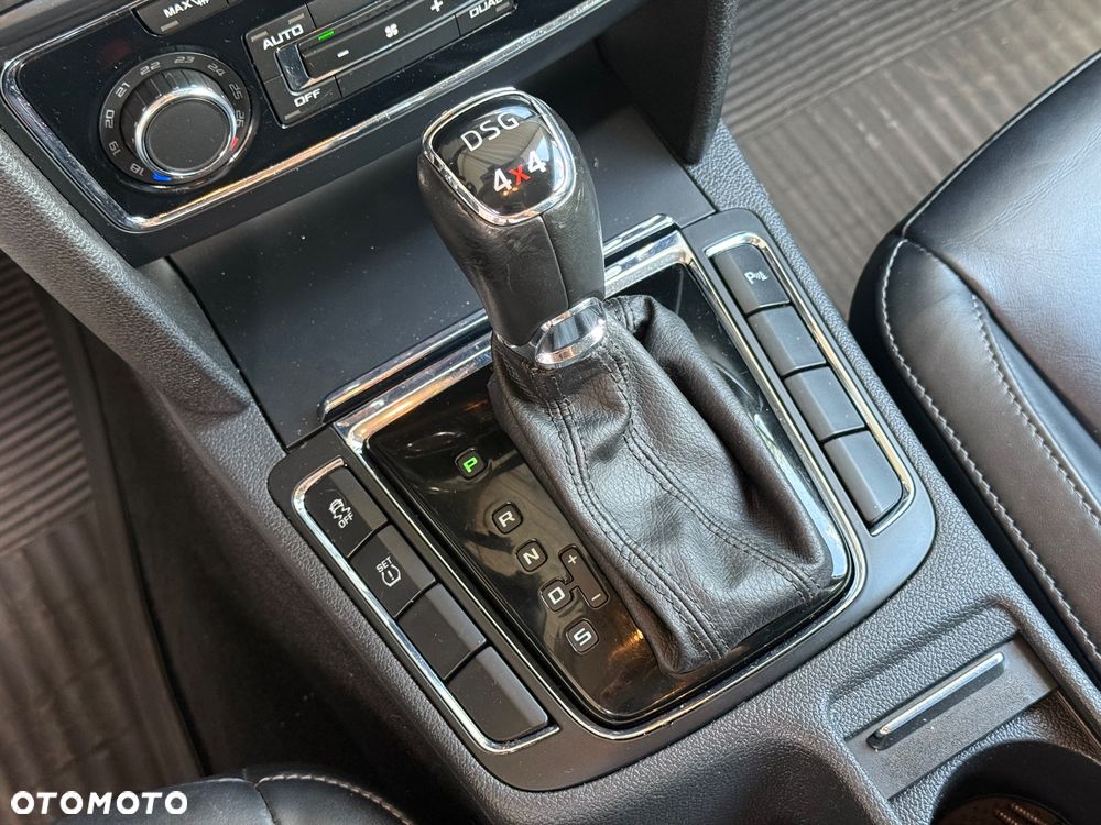 Skoda Superb 3.6 V6 4x4 DSG Elegance - 25