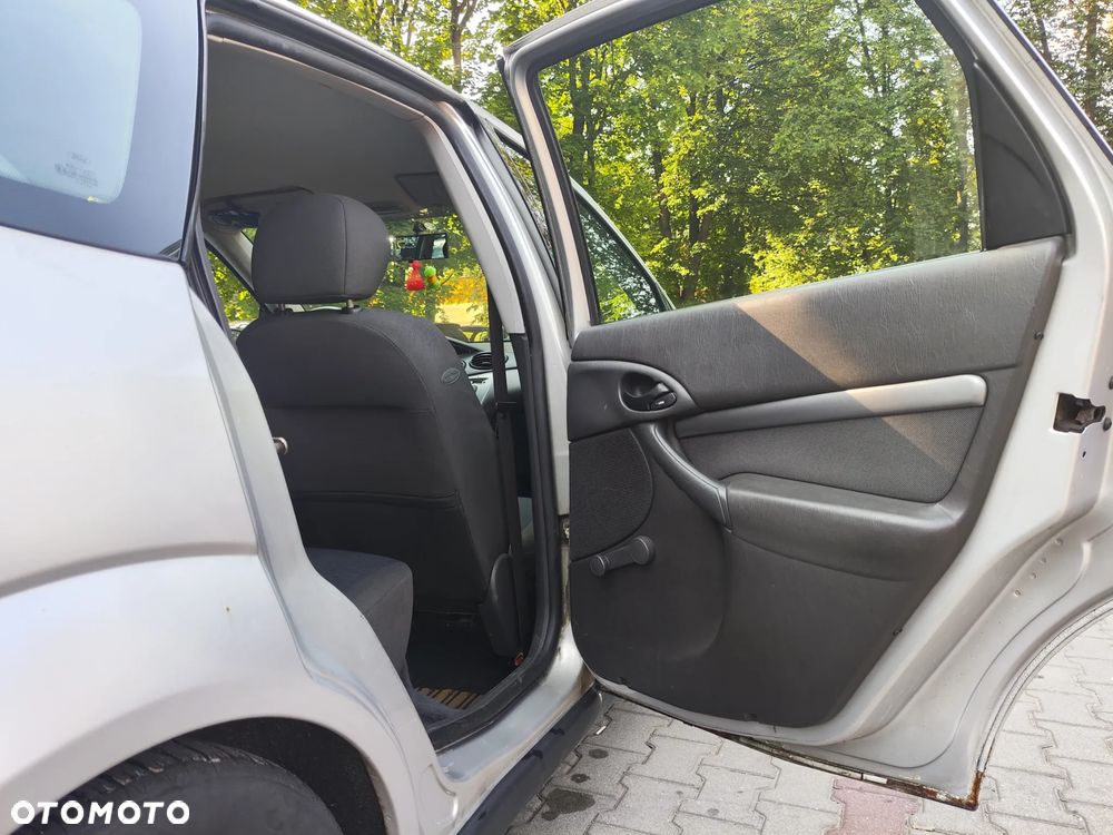Ford Focus - 26