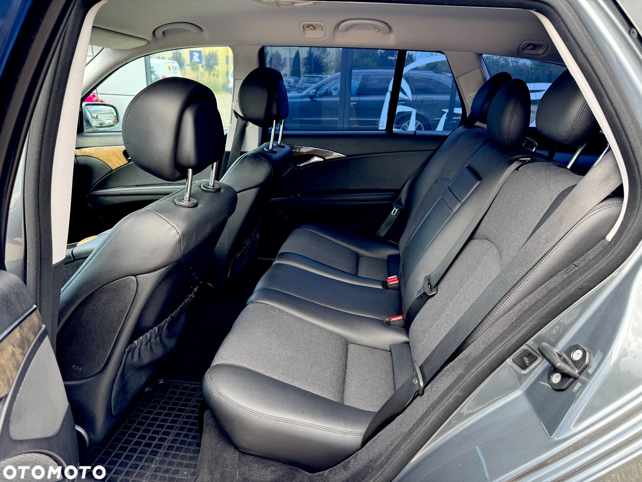 Mercedes-Benz Klasa E 200 T Kompressor Automatik Avantgarde - 8