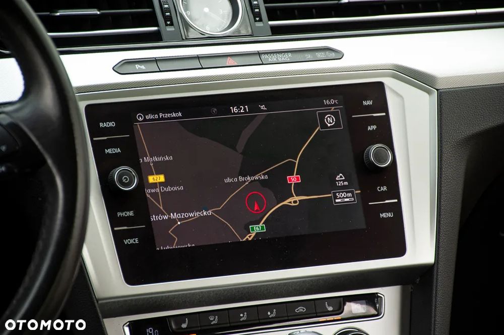 Volkswagen Passat Variant 2.0 TDI BMT Comfortline DSG - 35