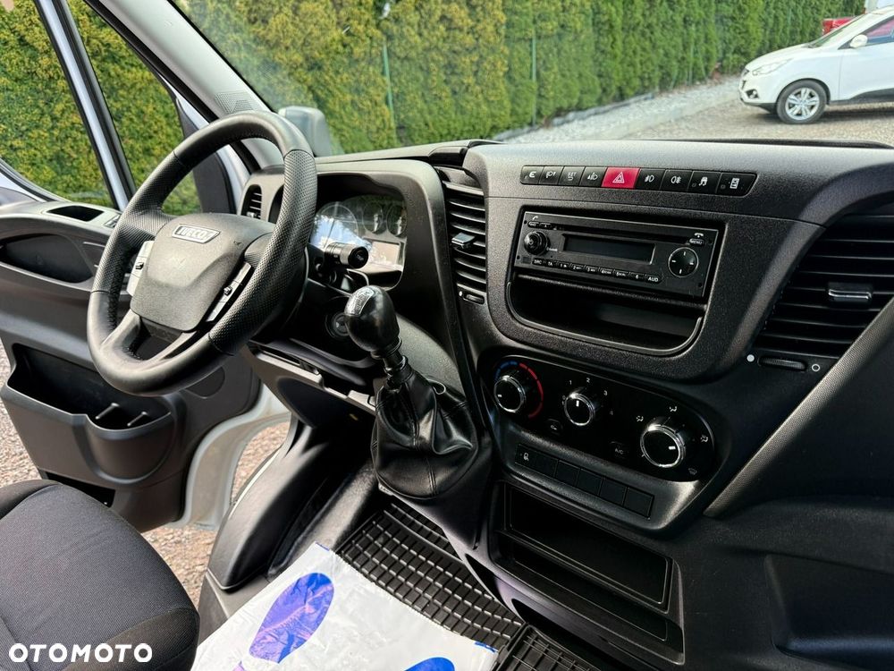 Iveco Daily - 12