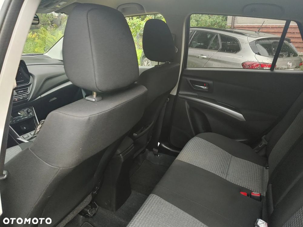 Suzuki SX4 S-Cross - 12