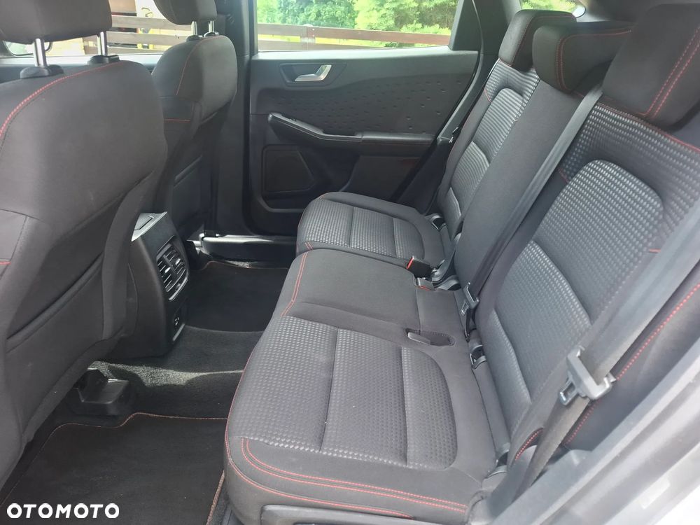 Ford Kuga 2.0 EcoBlue mHEV FWD ST-Line - 11