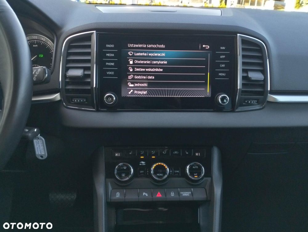 Skoda Karoq 1.6 TDI SCR DSG Ambition - 25