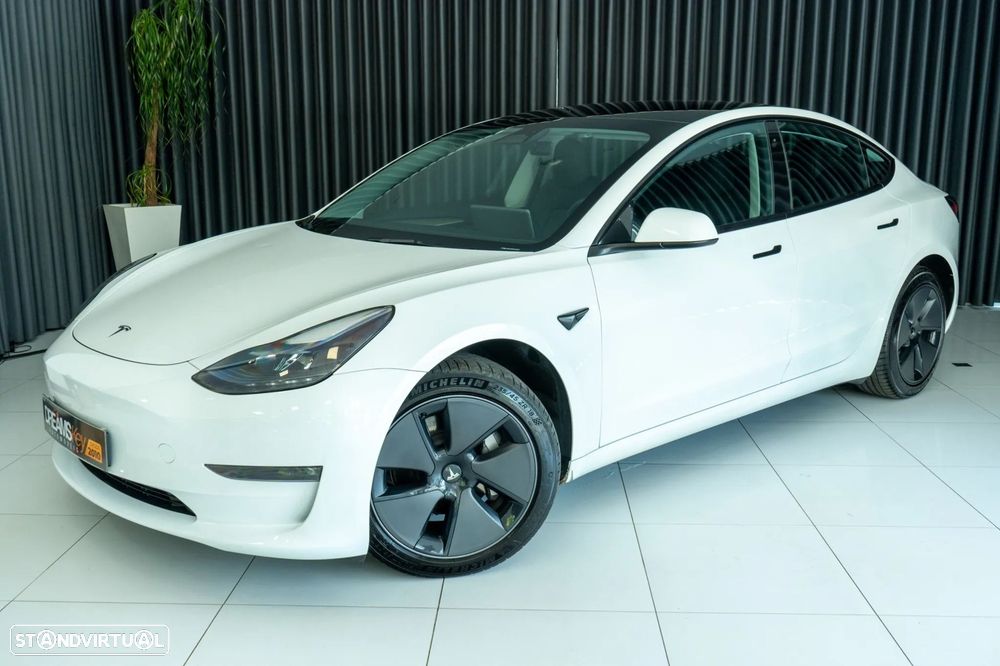 Tesla Model 3 Long Range Tração Traseira - 24
