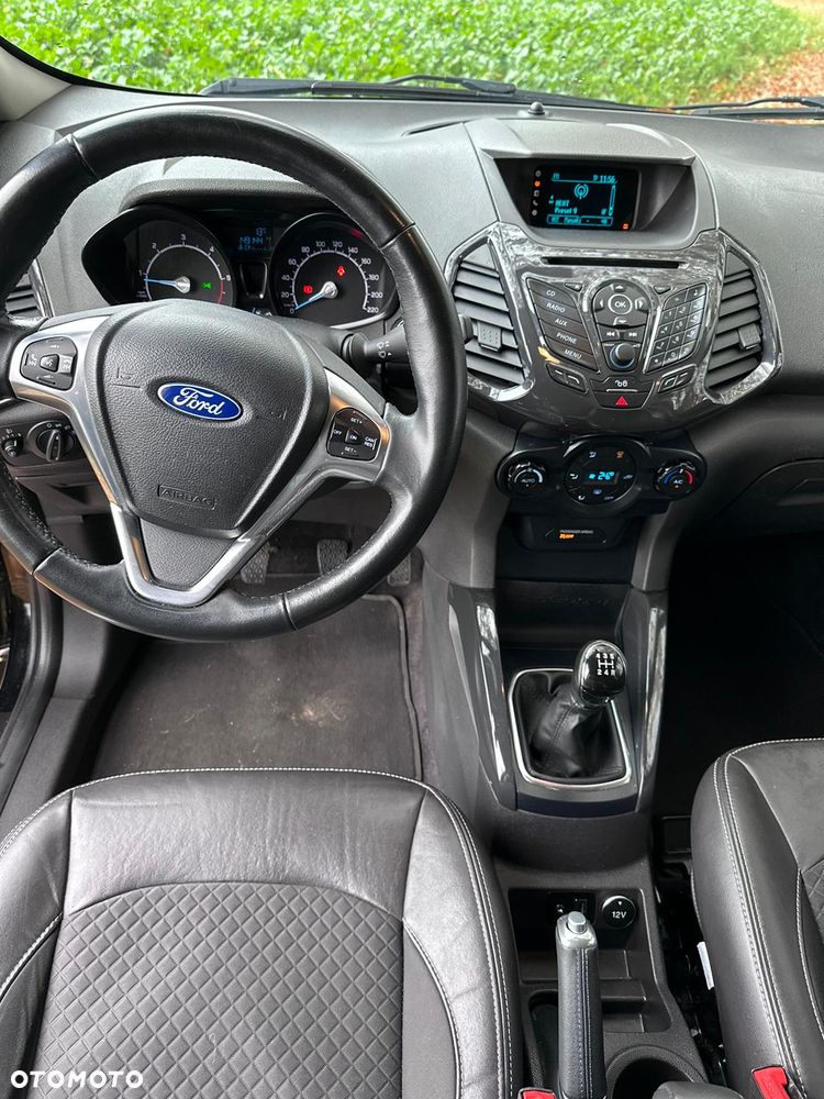 Ford EcoSport - 12