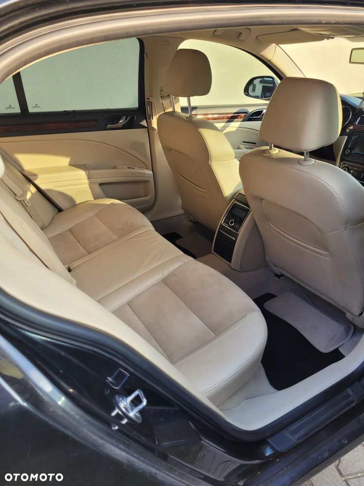 Skoda Superb 1.8 TSI Elegance DSG - 7