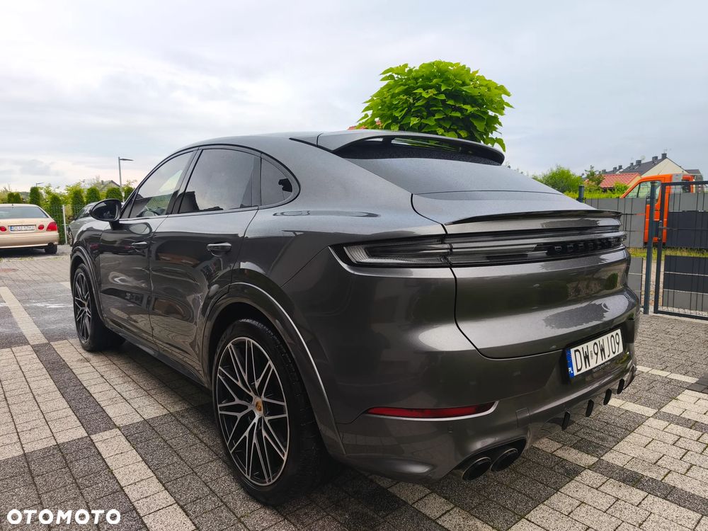 Porsche Cayenne - 8