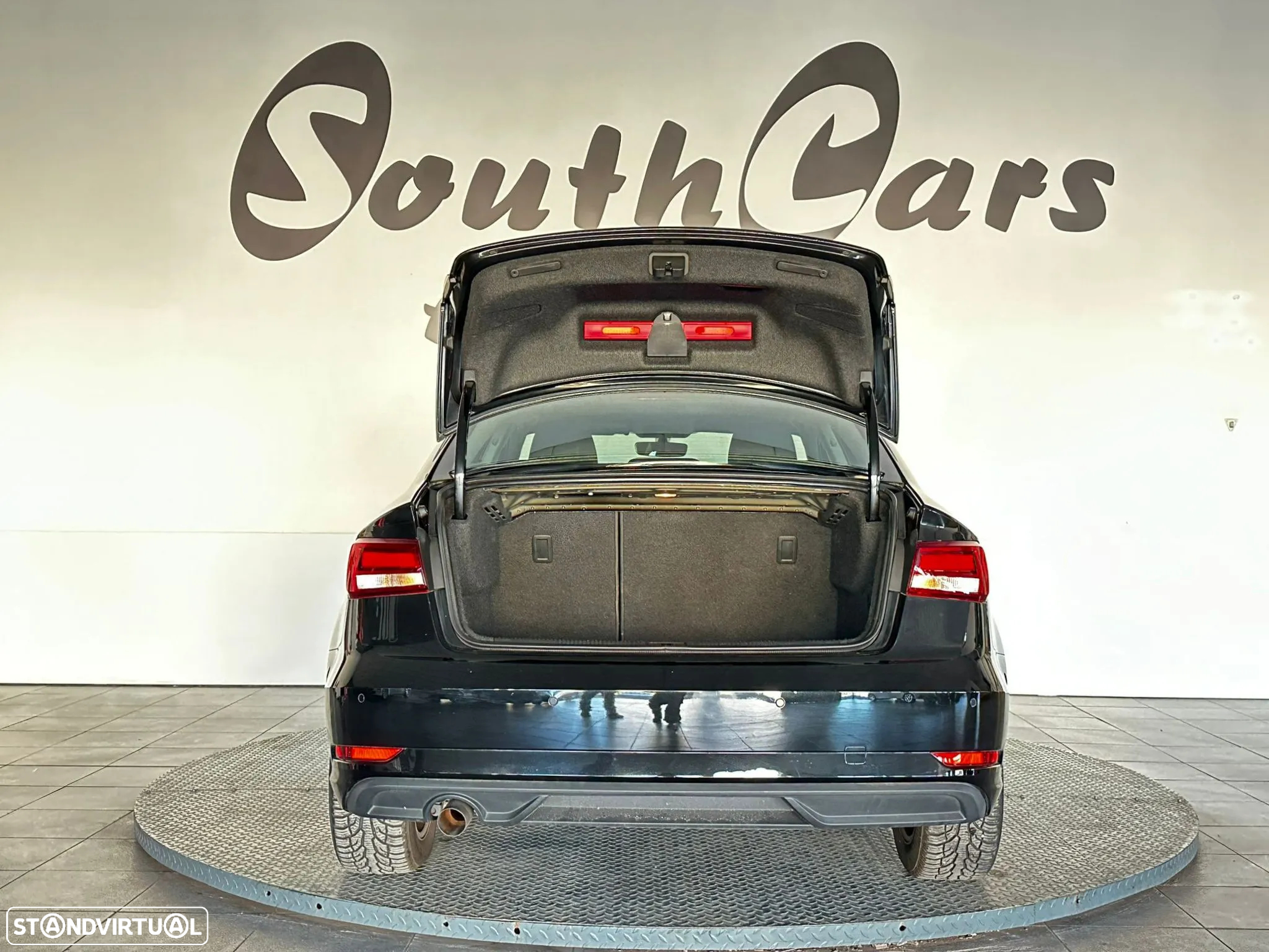 Audi A3 Limousine 30 TFSI design - 6