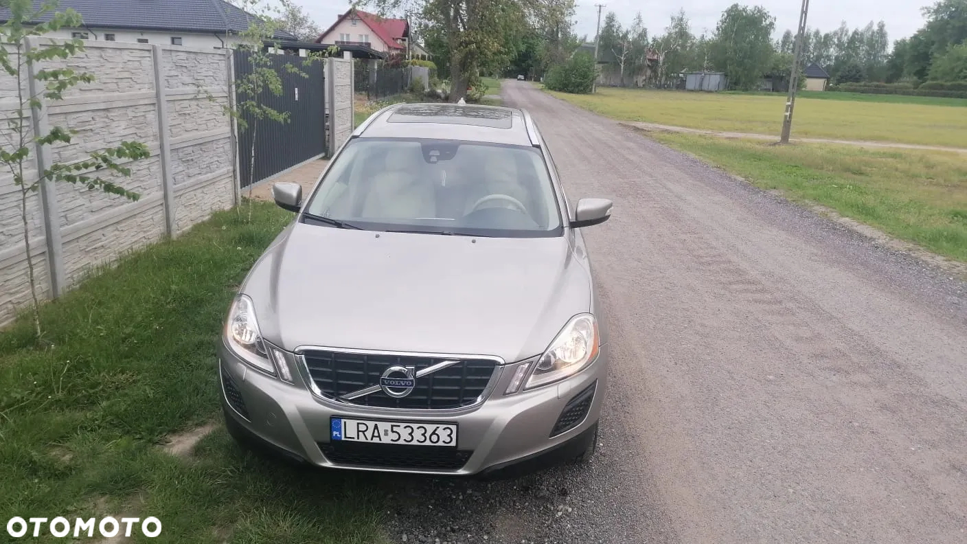 Volvo XC 60 T6 AWD Momentum - 6