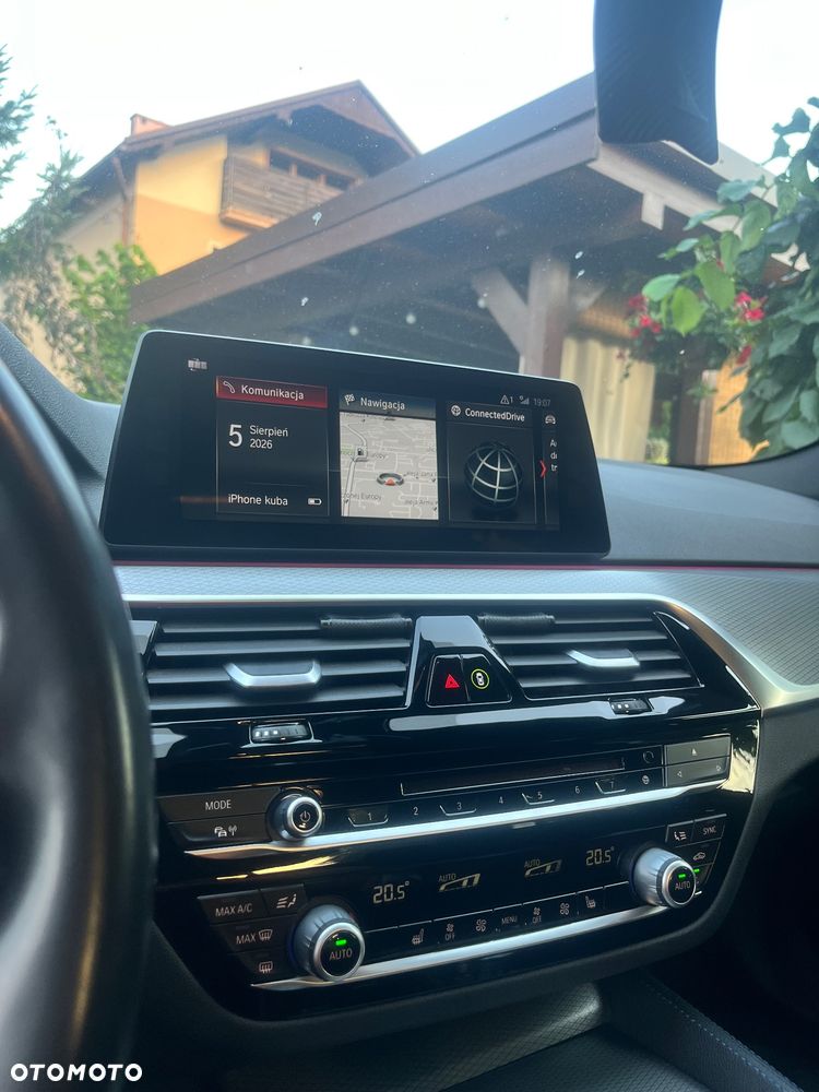 BMW Seria 5 520d xDrive M Sport sport - 29
