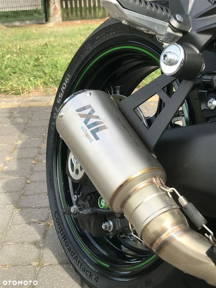 Kawasaki Ninja 1000 SX - 10
