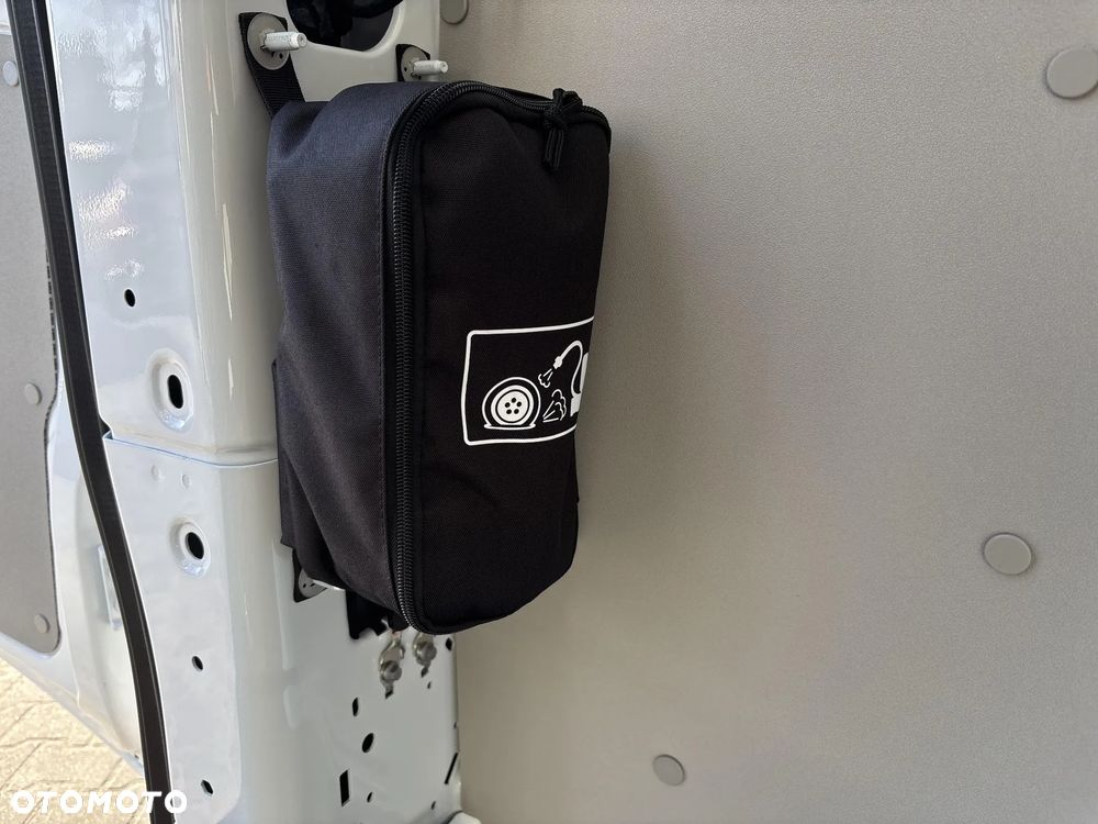 Ford E - Transit Custom - 19