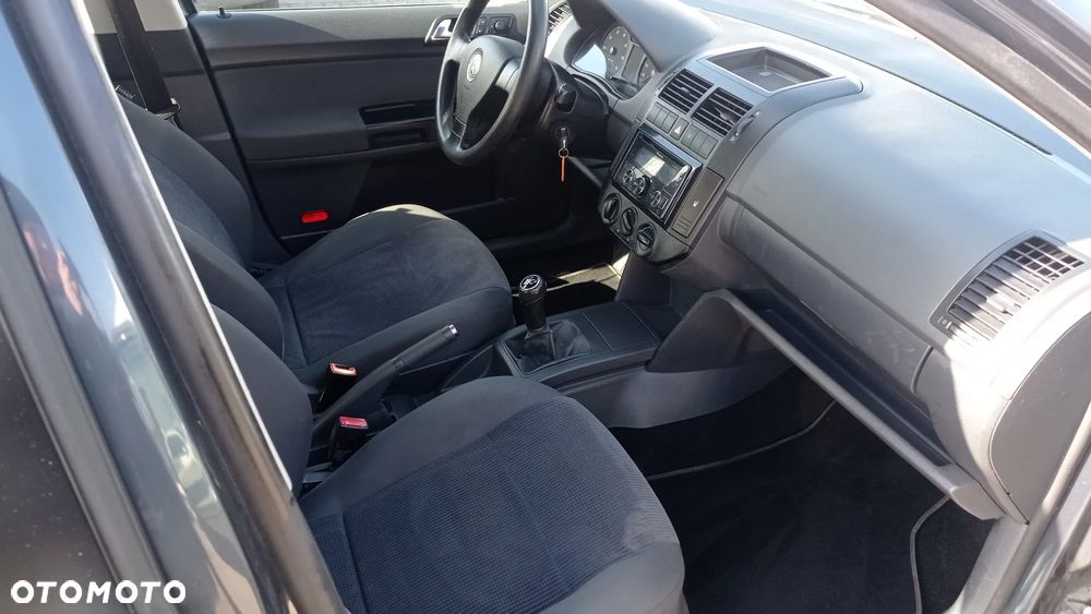 Volkswagen Polo 1.2 Trendline - 34