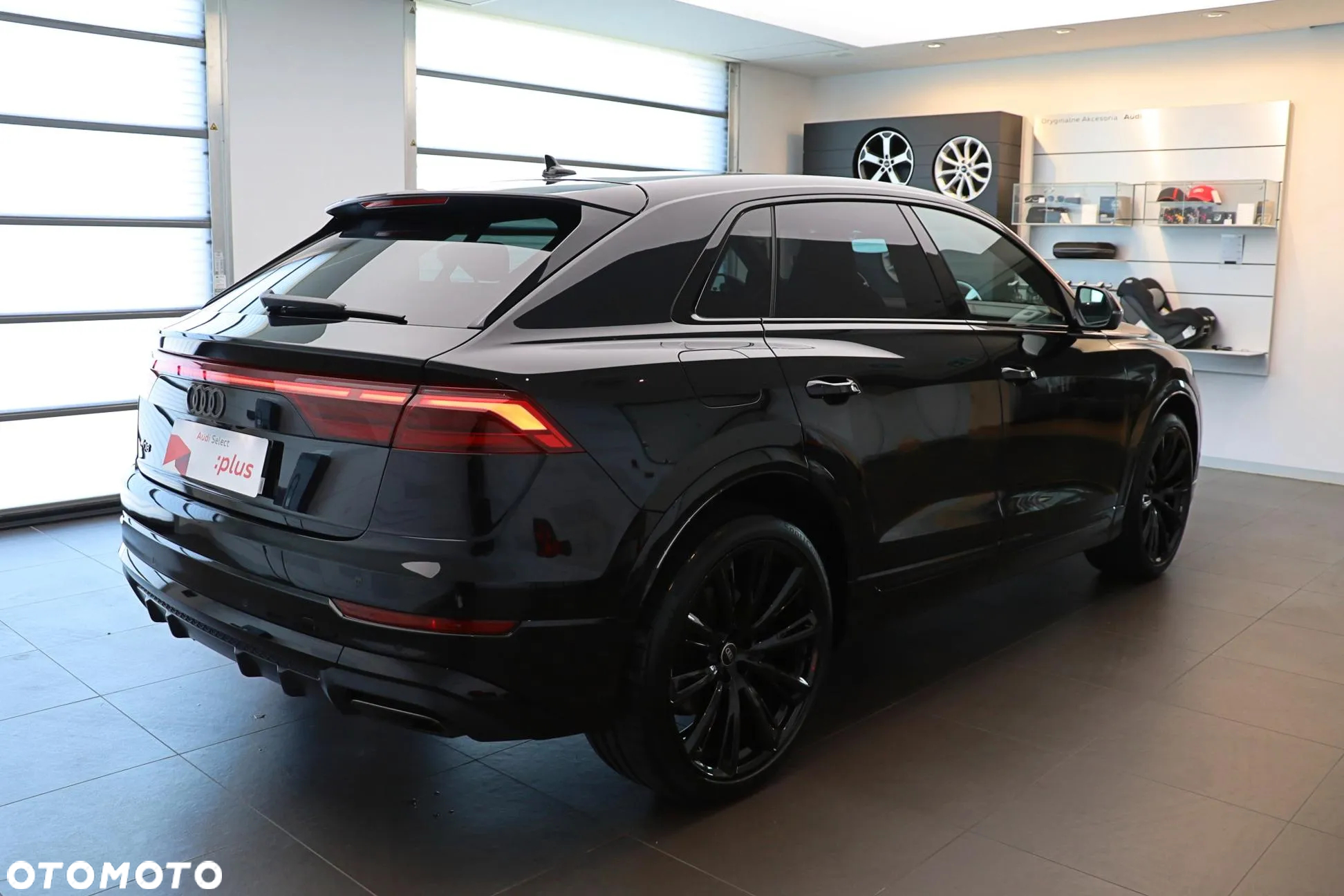 Audi Q8 - 11