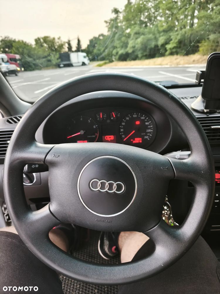 Audi A3 Sportback - 11