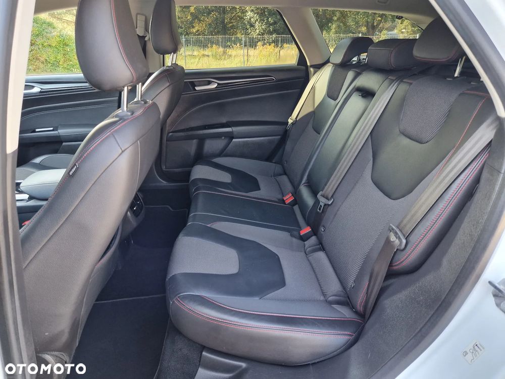 Ford Mondeo 2.0 TDCi STart-Stopp ST-Line - 13
