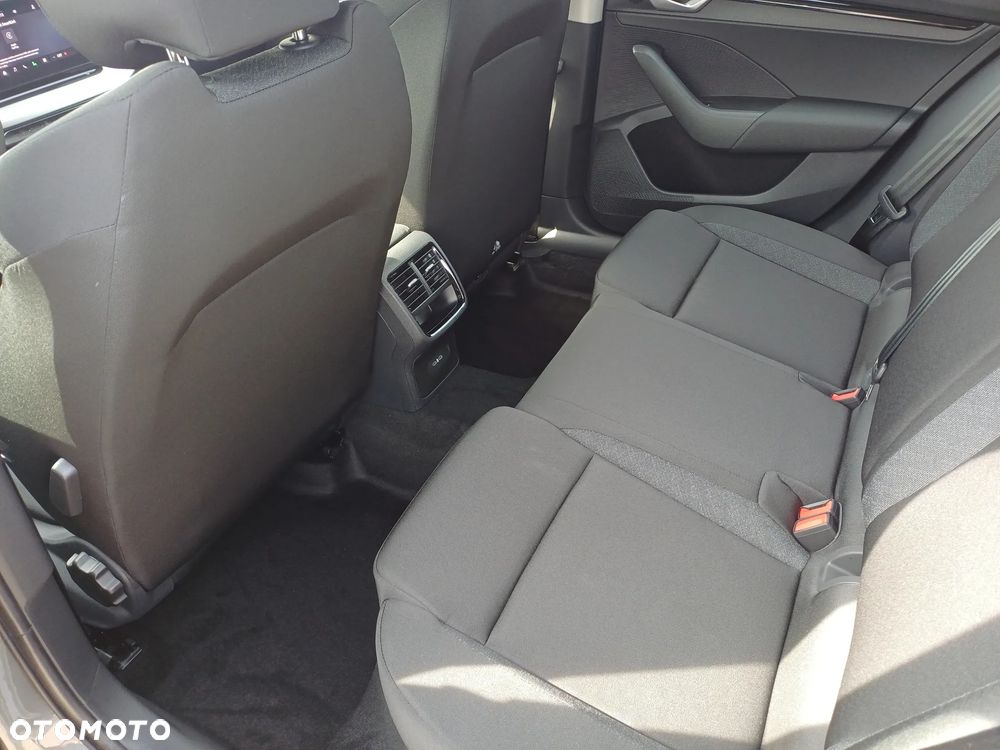 Skoda Octavia 2.0 TDI Drive Essence DSG - 27