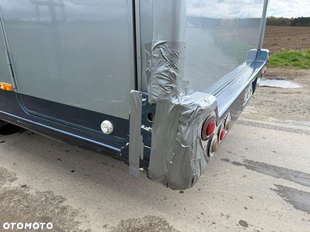 Mercedes-Benz RMB - 13