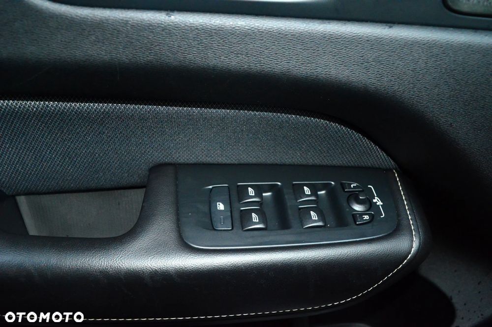 Volvo XC 60 B4 D Geartronic RDesign - 35