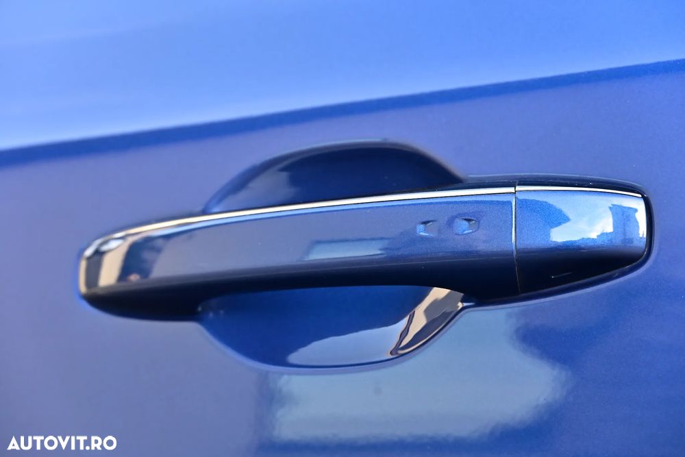 Renault Megane ENERGY TCe 205 EDC GT - 39