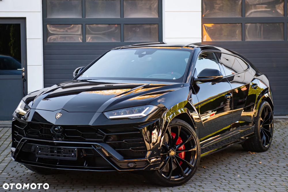 Lamborghini Urus Standard - 1