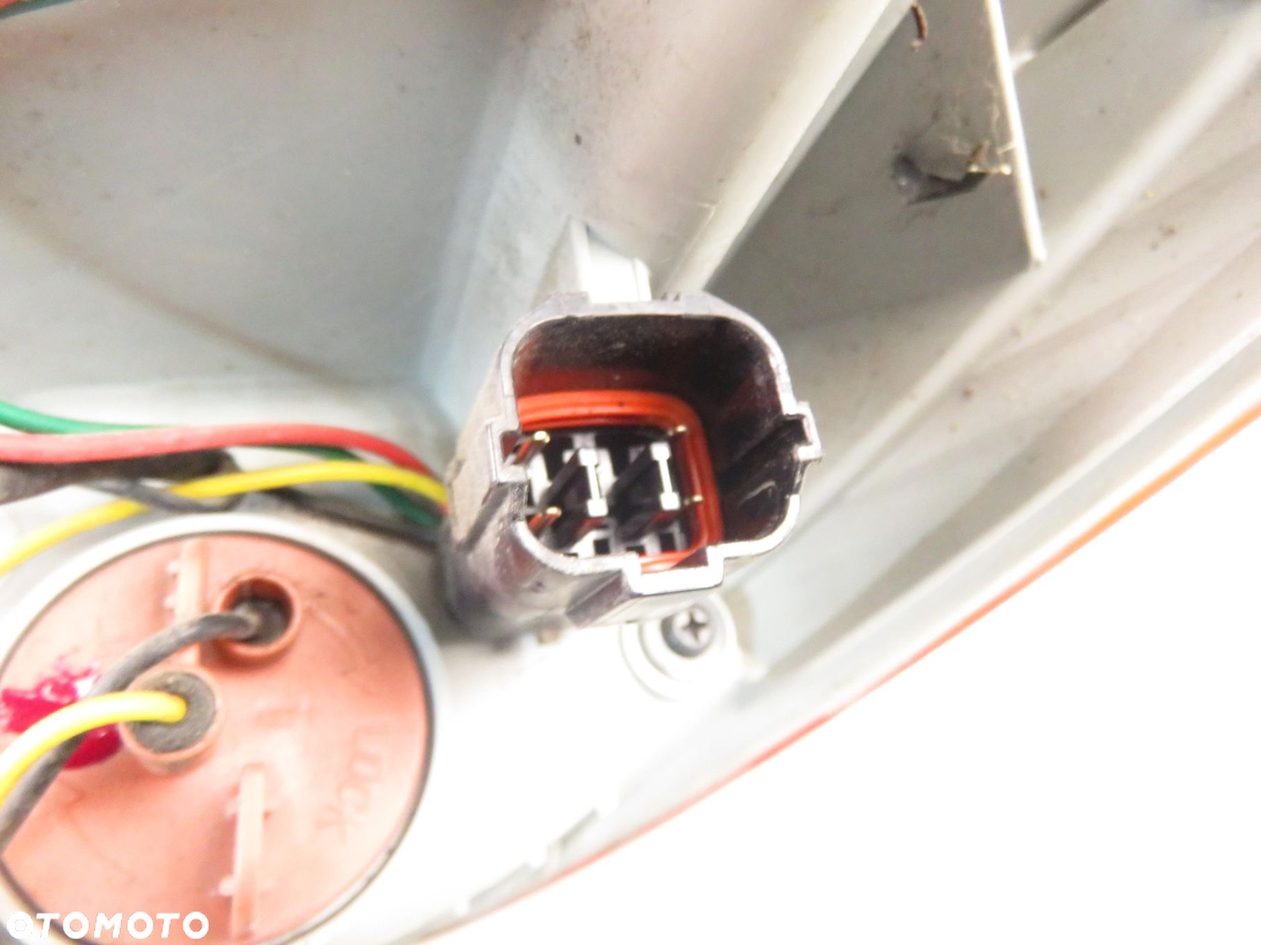 LAMPA LEWA TYLNA HYUNDAI ix35 924012Y0 - 2