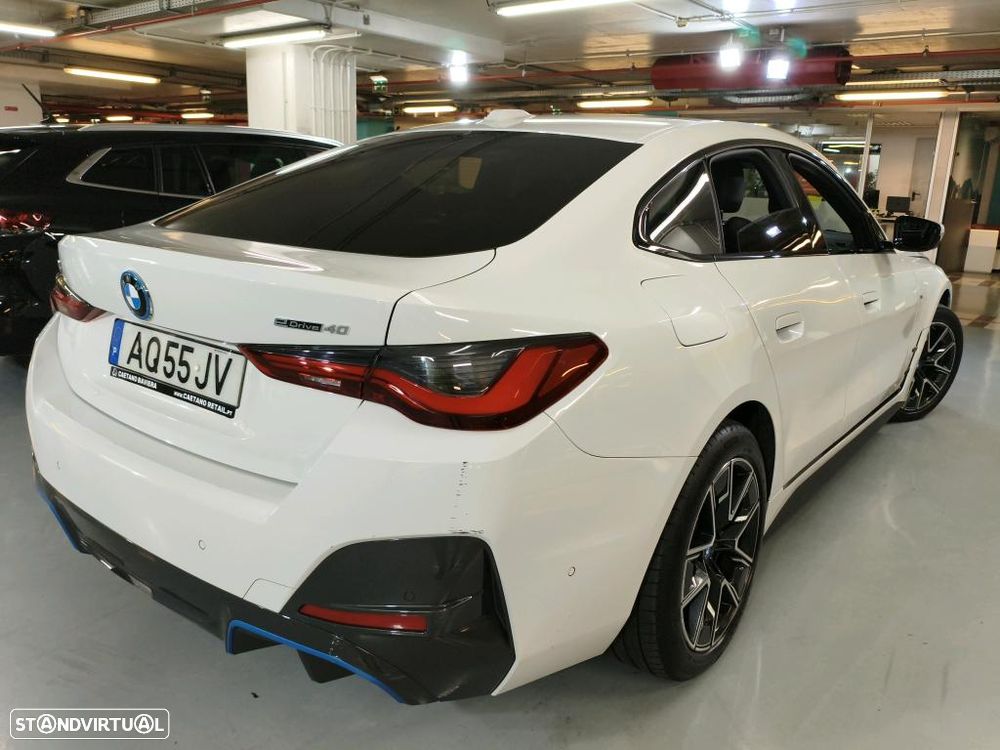BMW i4 eDrive40 Desportiva M - 5