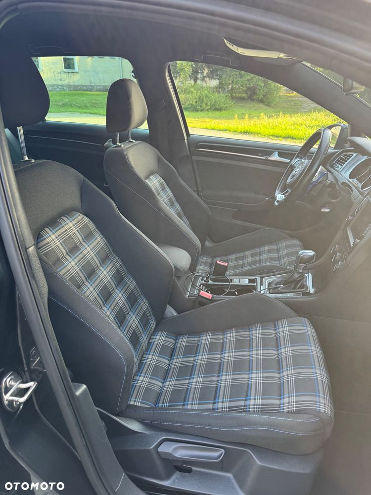 Volkswagen Golf 1.4 TSI Plug-In-Hybrid GTE - 28
