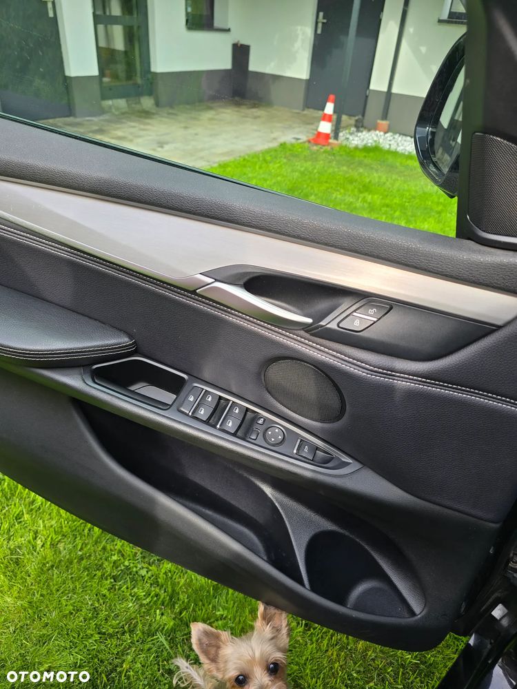 BMW X5 xDrive25d - 13