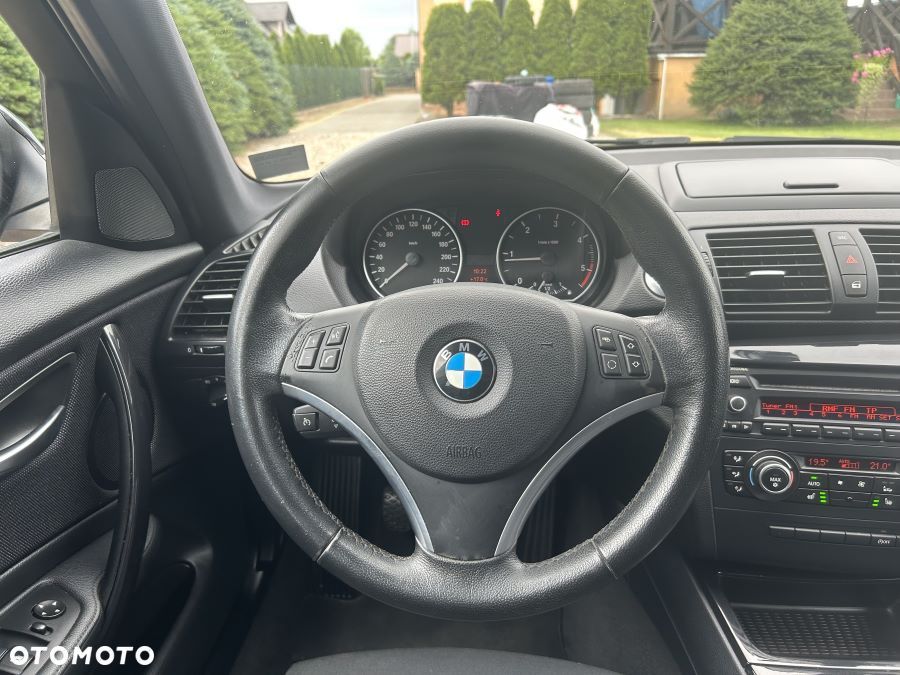 BMW Seria 1 118d DPF Edition Sport - 25