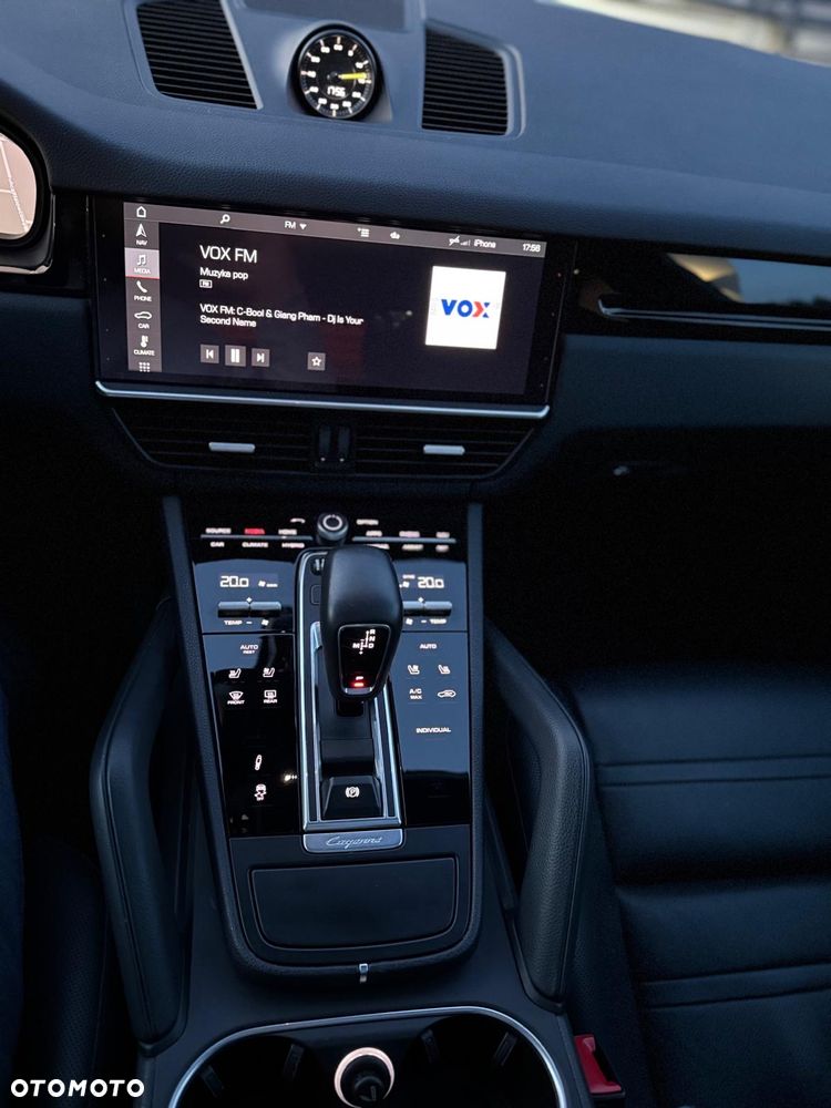 Porsche Cayenne E-Hybrid - 18