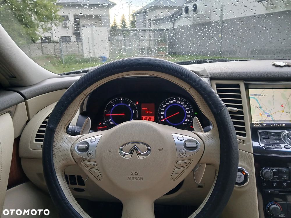 Infiniti FX FX30d S - 19