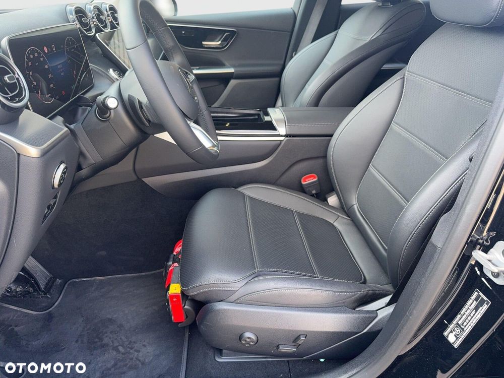 Mercedes-Benz GLC - 16