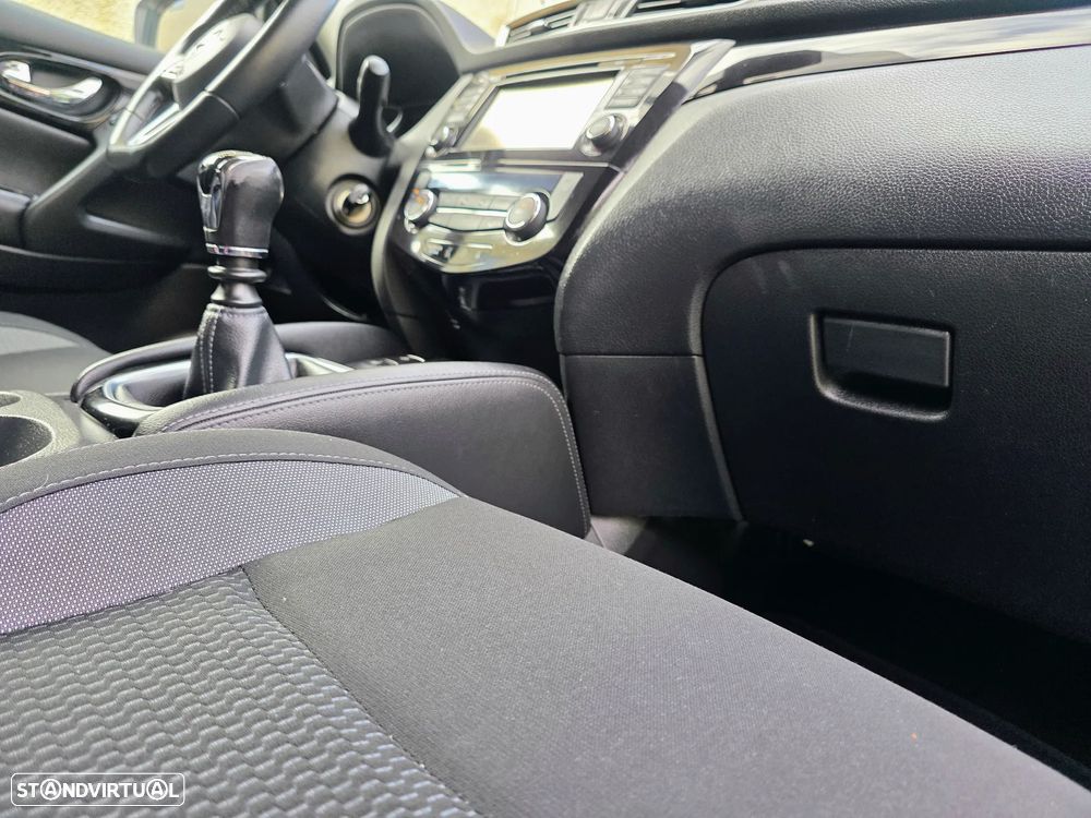 Nissan Qashqai 1.5 dCi N-Connecta - 44