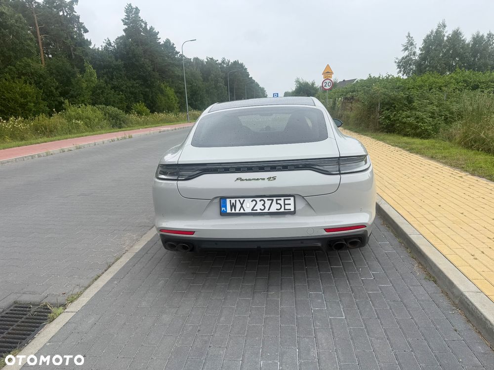 Porsche Panamera 4S GPF Executive - 40