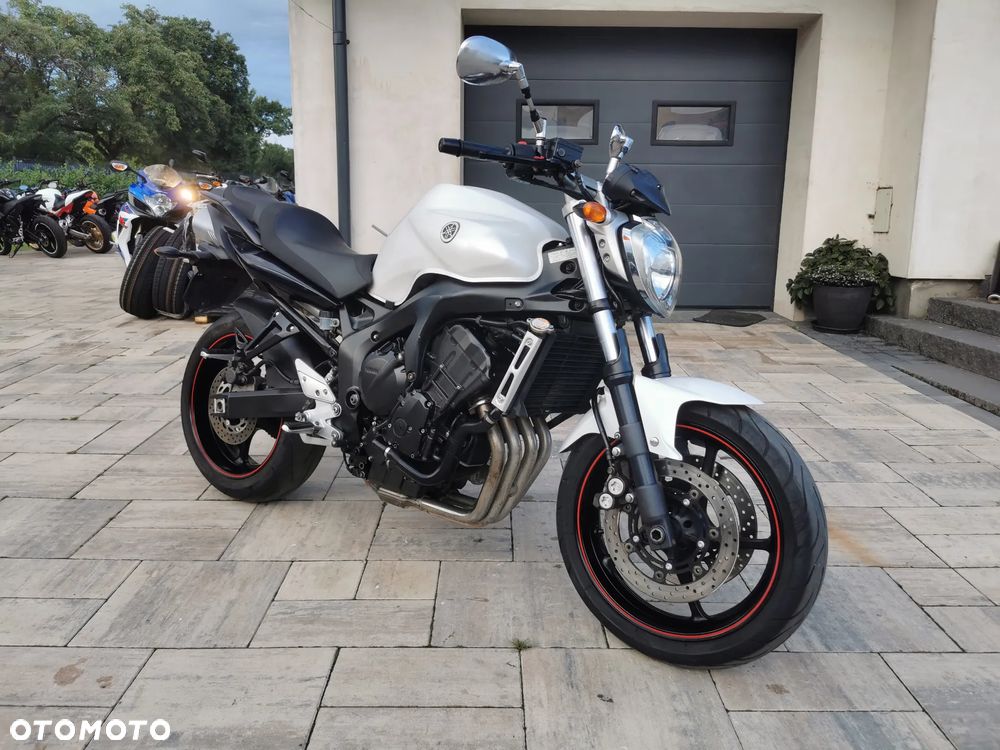 Yamaha FZ6 - 30