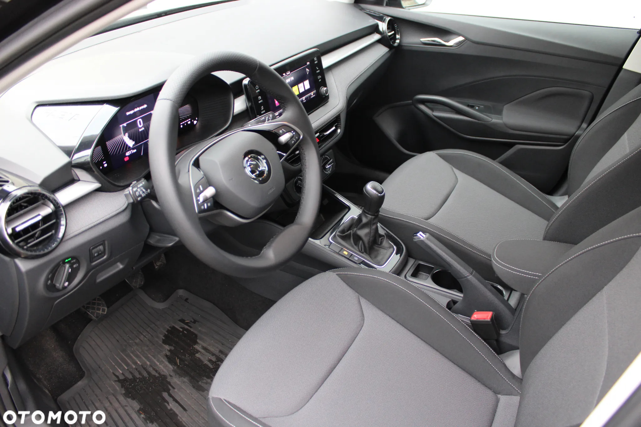 Skoda Fabia 1.0 TSI Selection - 8