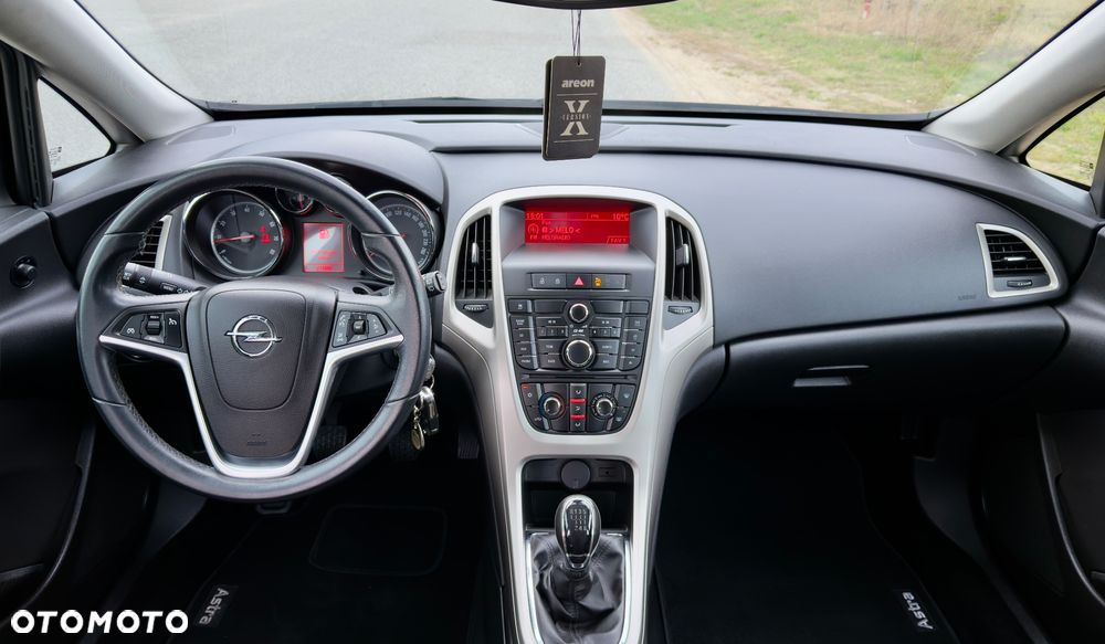 Opel Astra 1.4 Turbo Color Edition - 10