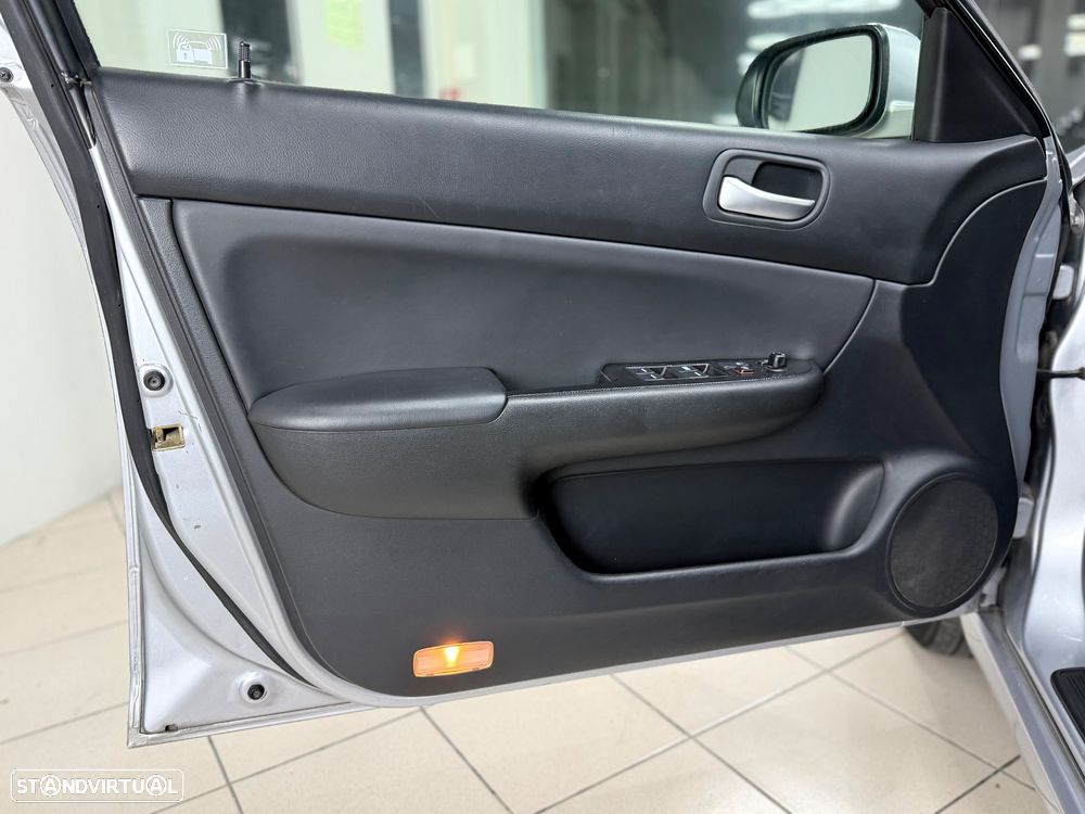 Honda Accord 2.2 i-CTDi Sport - 13