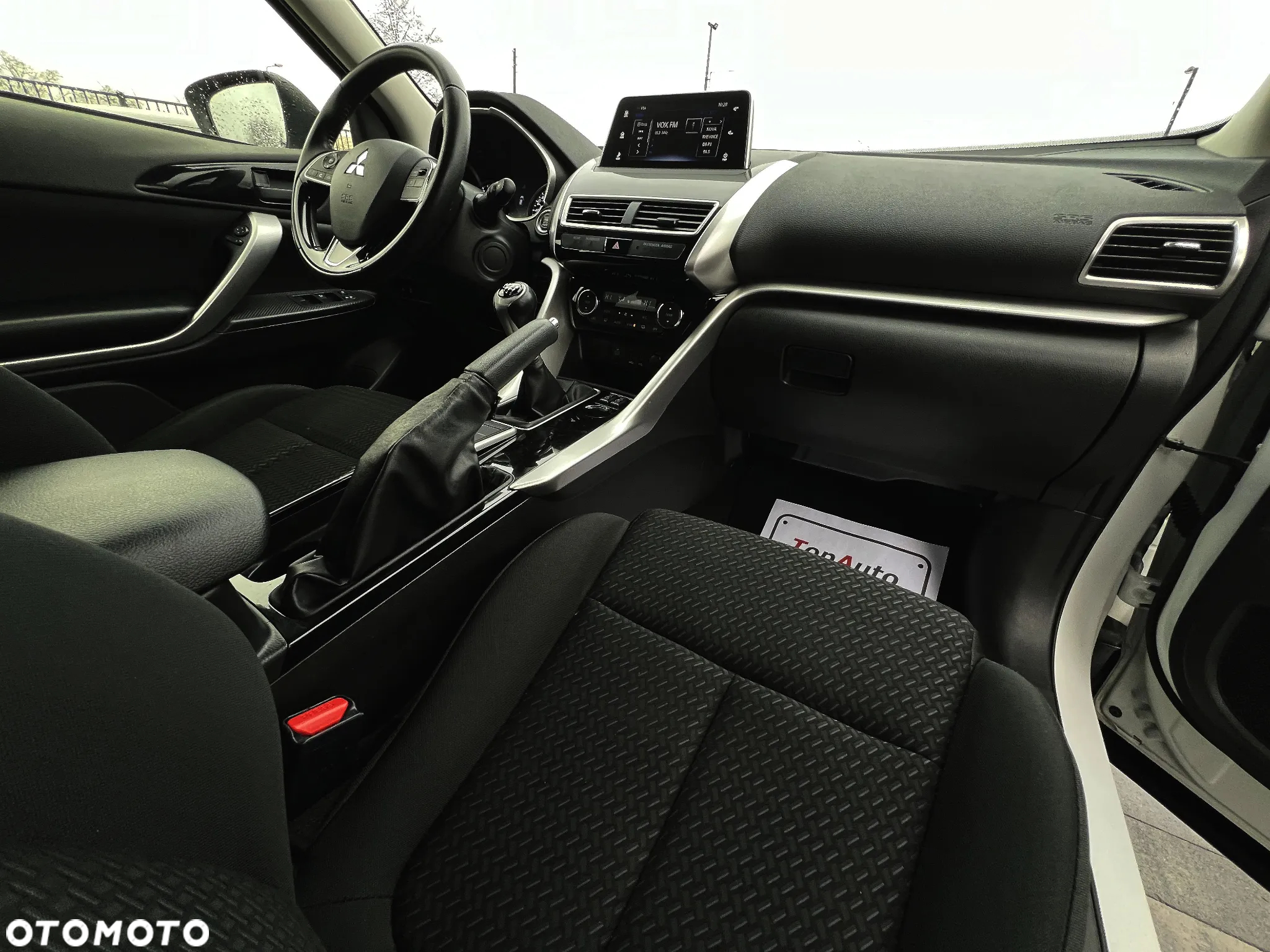 Mitsubishi Eclipse Cross 1.5 T GPF Invite Plus - 19