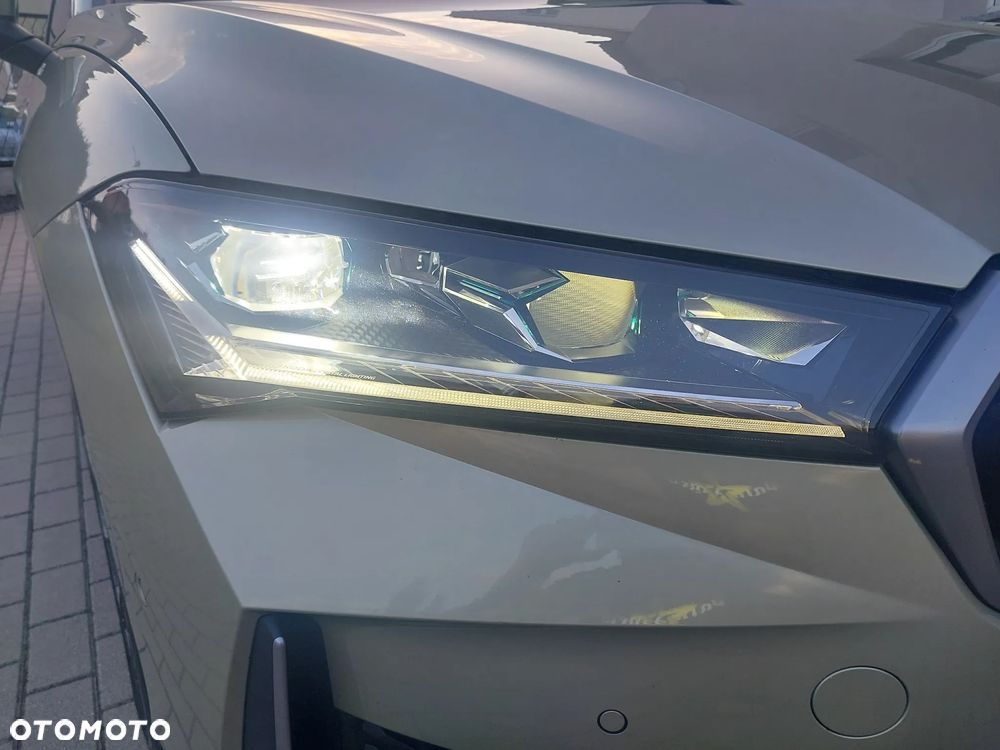 Skoda Superb 2.0 TDI SCR 4x4 L&K DSG - 21