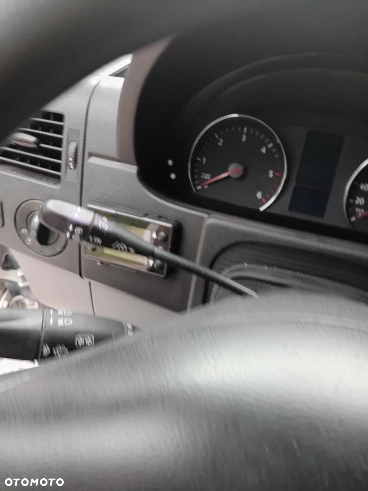 Volkswagen Crafter - 12