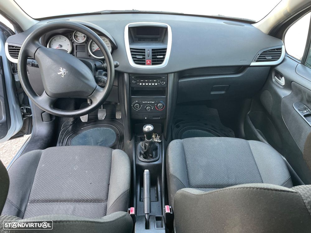 Peugeot 207 1.6 HDi Premium - 27